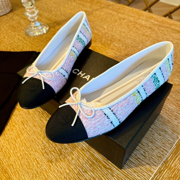 Chanel Iridescent Tweed and Grosgrain Ballerina Flats, Size 41.5 - Picture 1 of 8